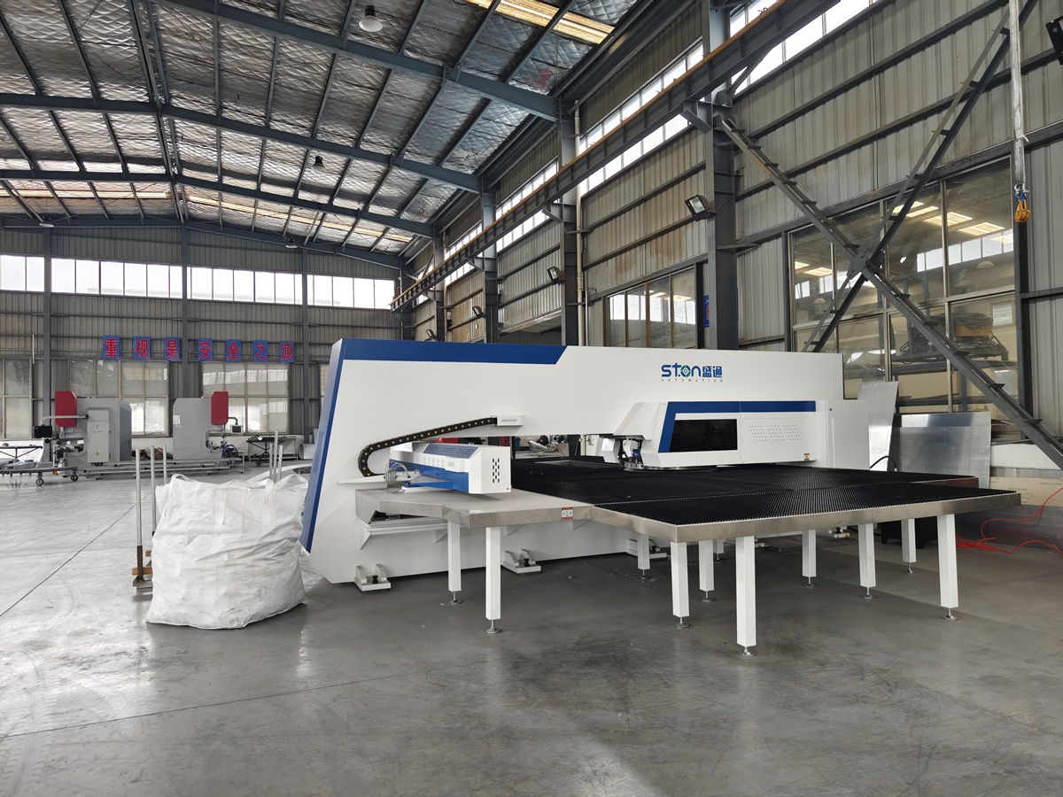 全电伺服数控冲床